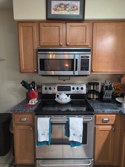 Building Photo - 1316 Baltic St