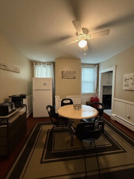 Dinning Area - 75 Mill St