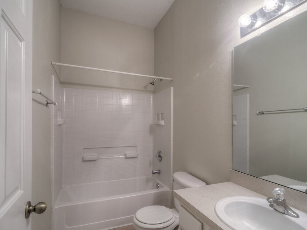 Building Photo - 13478 Sunstone St