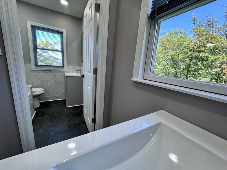 Bathroom - 857 Sherman Ave