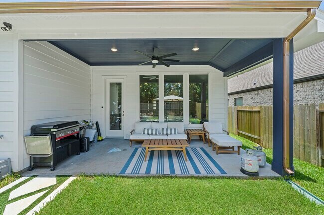 Building Photo - 534 Cedar Harbor Ct