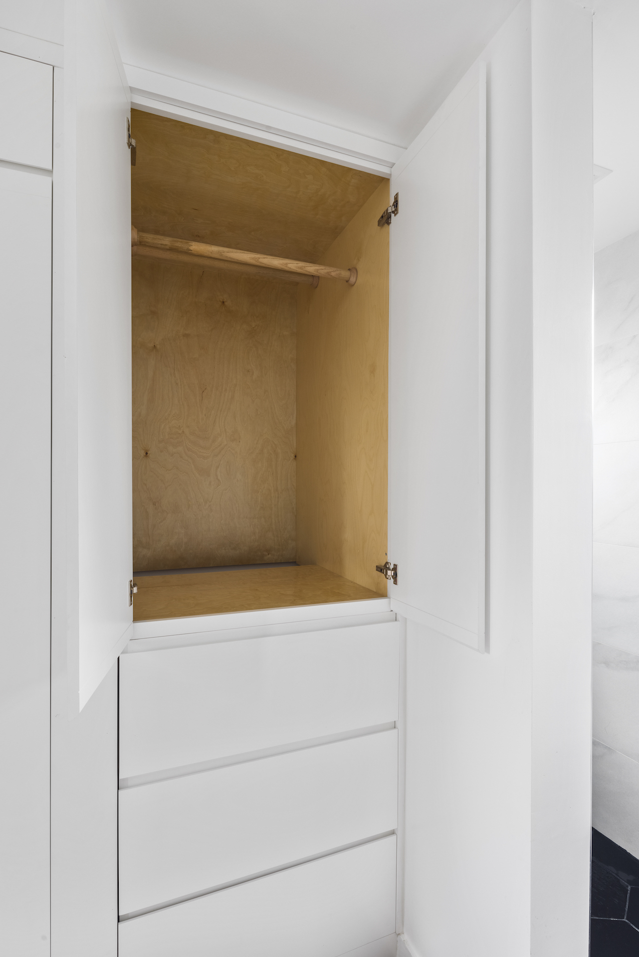 Closet - 144 S Wilton Pl