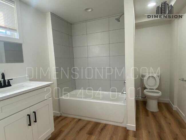 Building Photo - Remodeled Rambler with Basement in Auburn ...