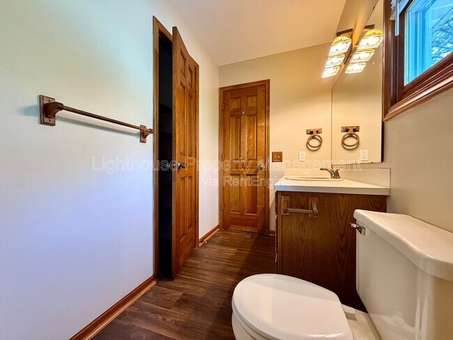 Building Photo - 3696 Senna Dr NE