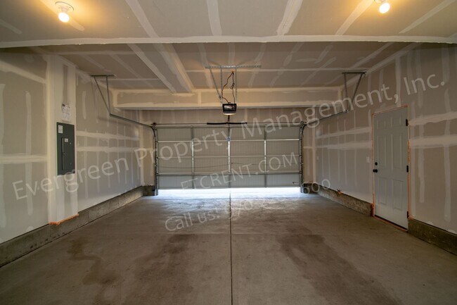 Building Photo - 6408 San Isabel Ave