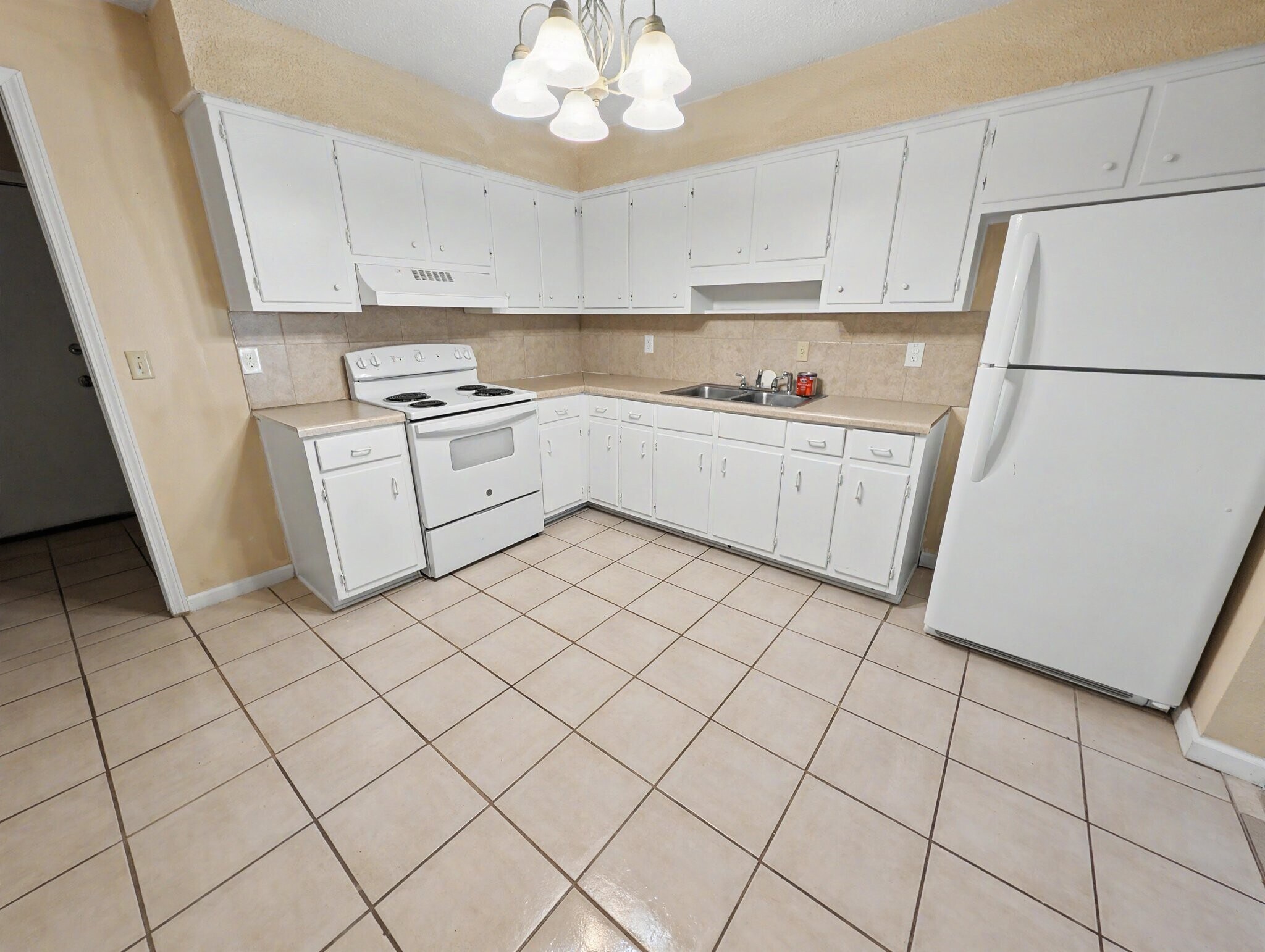 Building Photo - 1007 Winton Ave
