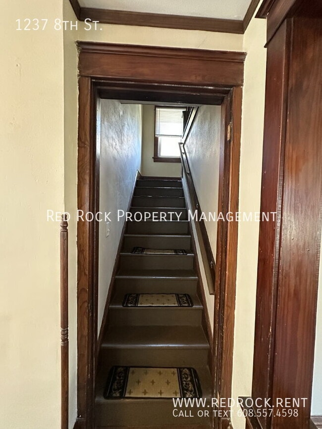 Building Photo - 1237 8th St