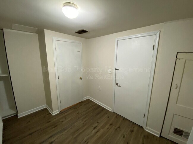 Building Photo - 601 Forbes St
