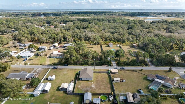 Building Photo - 5780 Palm St