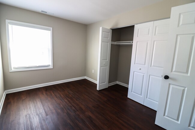 Building Photo - 9240 Bridle Path Ln