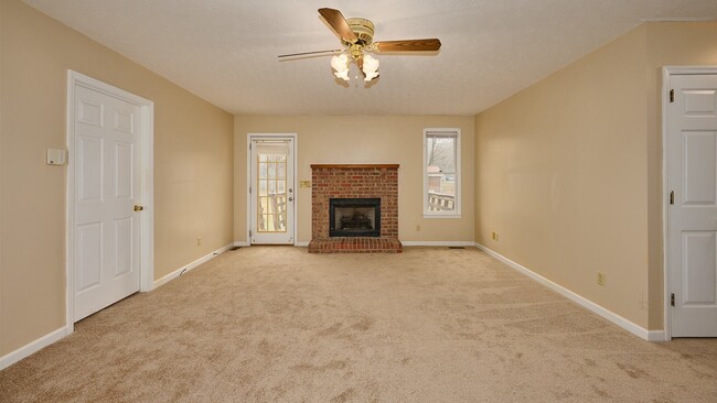 Building Photo - For Rent: 3BR, 2BA home with garage for rent.