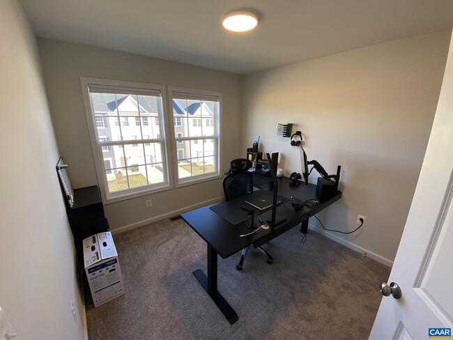 Building Photo - 277 Willowshire Ct