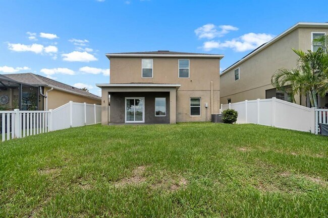 Building Photo - 946 Seminole Sky Dr