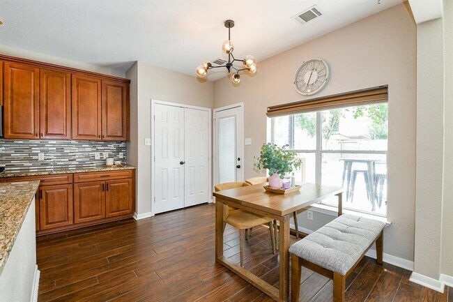 Building Photo - 20815 Winlock Trace Dr