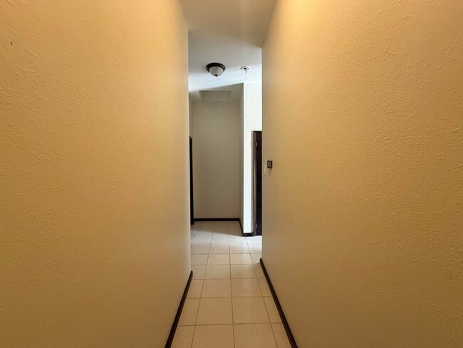 Building Photo - 105 Margaret Ln