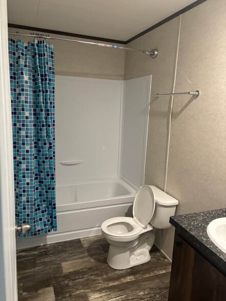 Building Photo - 308 N Main St