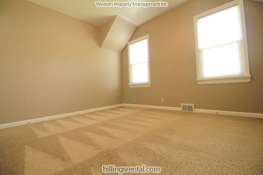 Main Bedroom - 743 Wyoming Ave