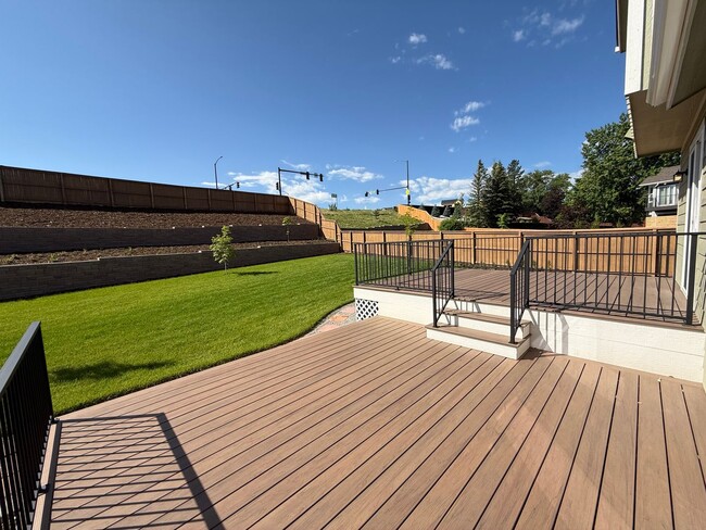 Building Photo - 818 Spyglass Cir