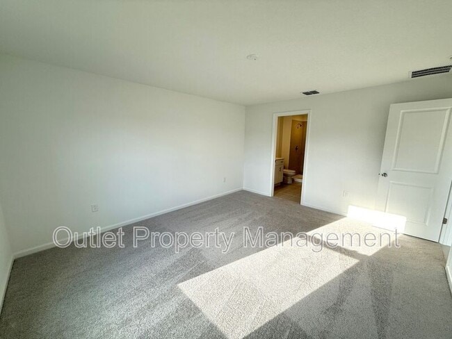 Building Photo - 1275 Belle Isle Ln