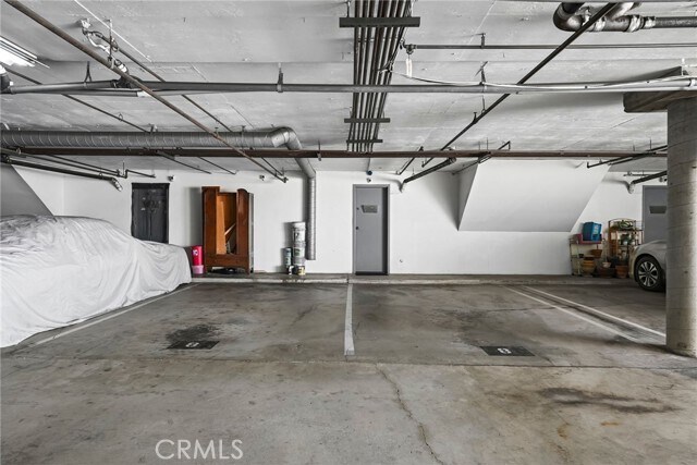 Building Photo - 4229 W Rosecrans Ave