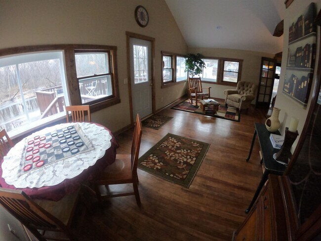 Building Photo - N4567 Oak Knoll Dr