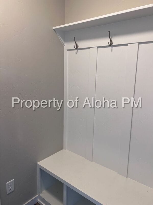 Building Photo - 7544 S Boysenberry Ave