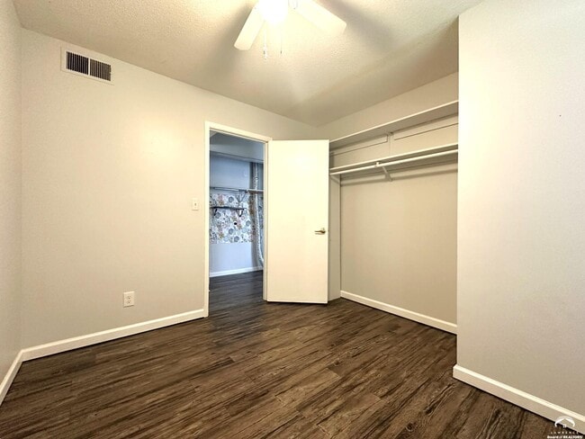 Building Photo - 3241 Glacier Dr