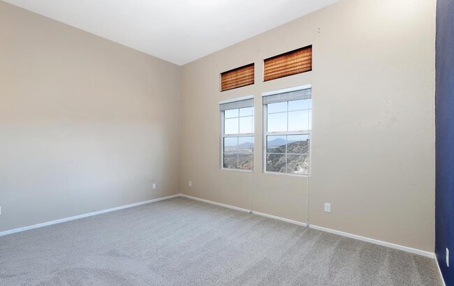 Building Photo - 6313 Avenida De Las Vistas
