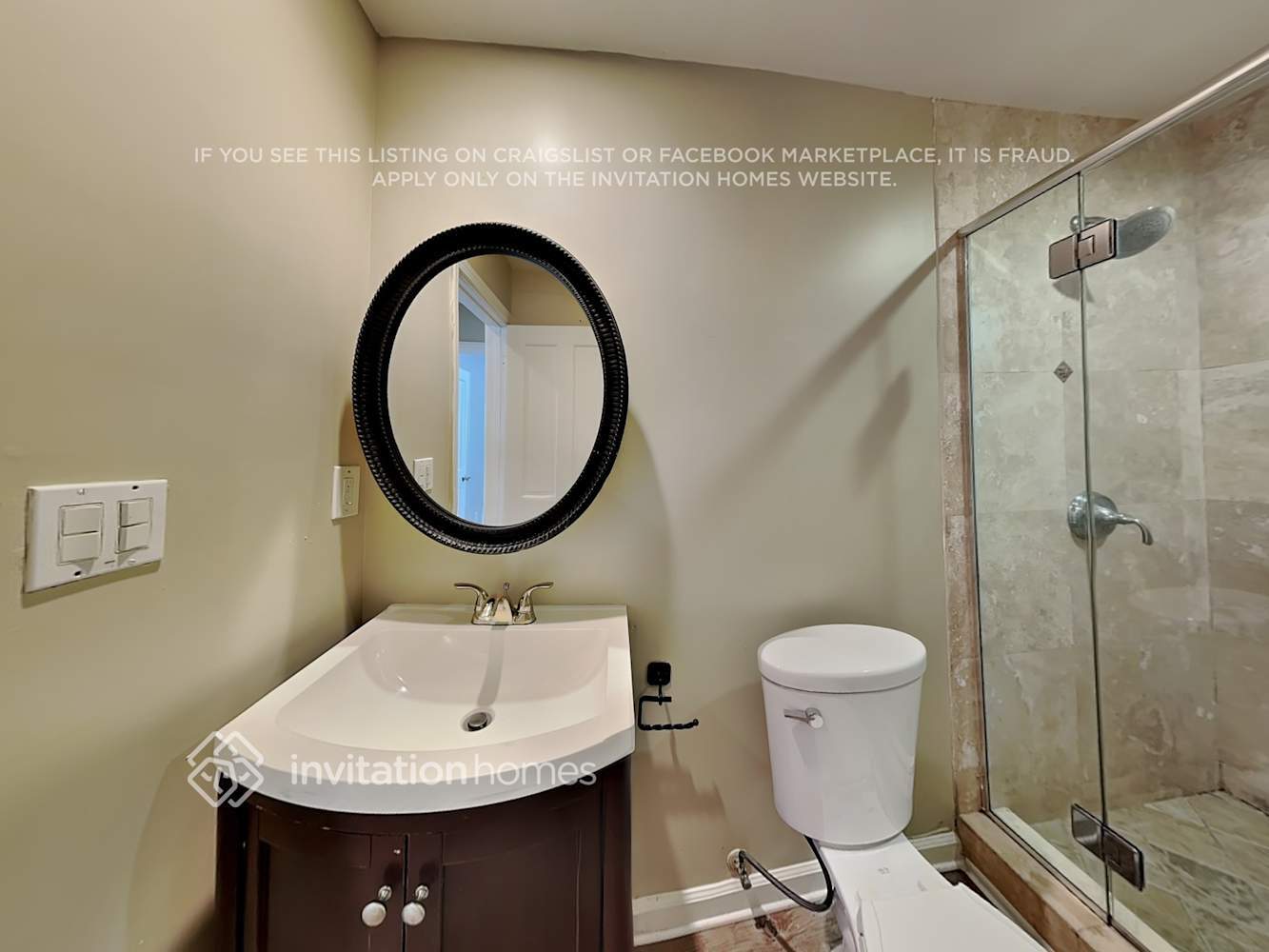 Building Photo - 18612 Arminta St