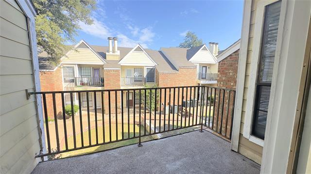 Building Photo - 9601 Forest Ln