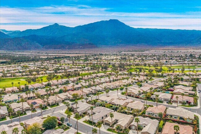 Building Photo - 61255 Portulaca Dr