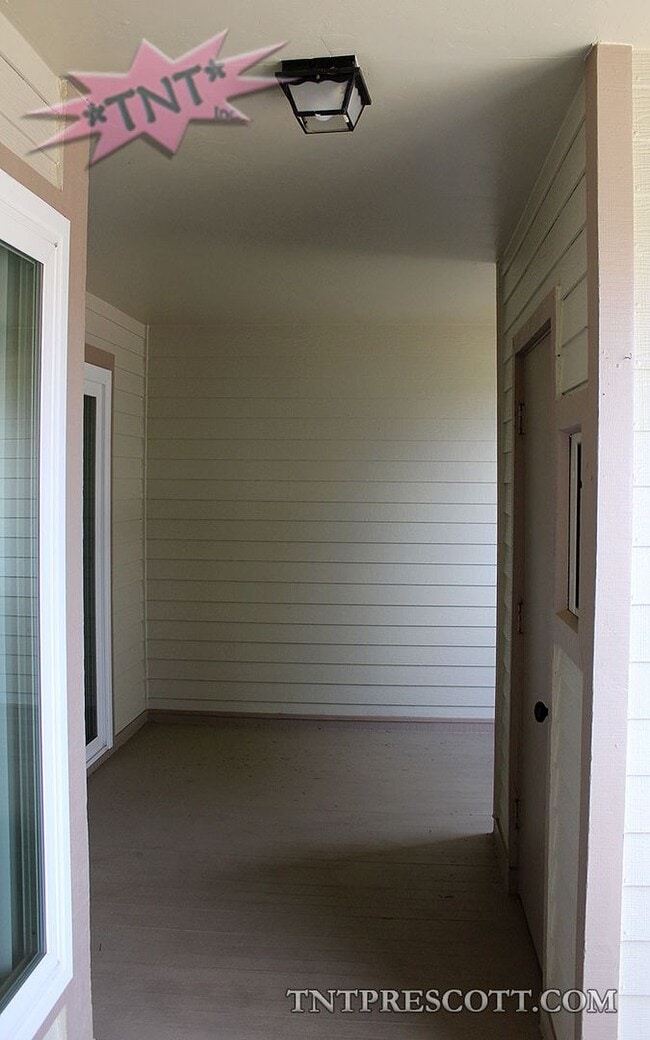 Building Photo - Condo in Montana Villas HOA
