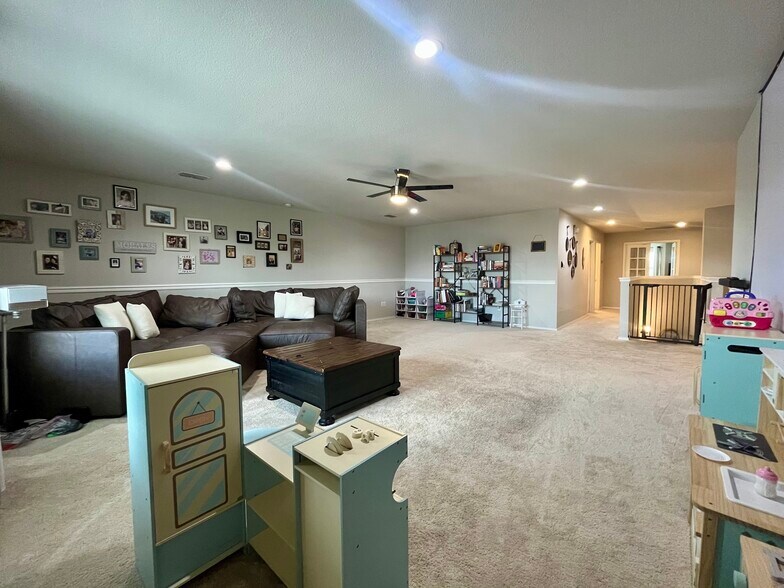 Building Photo - 2432 Whispering Pines Dr