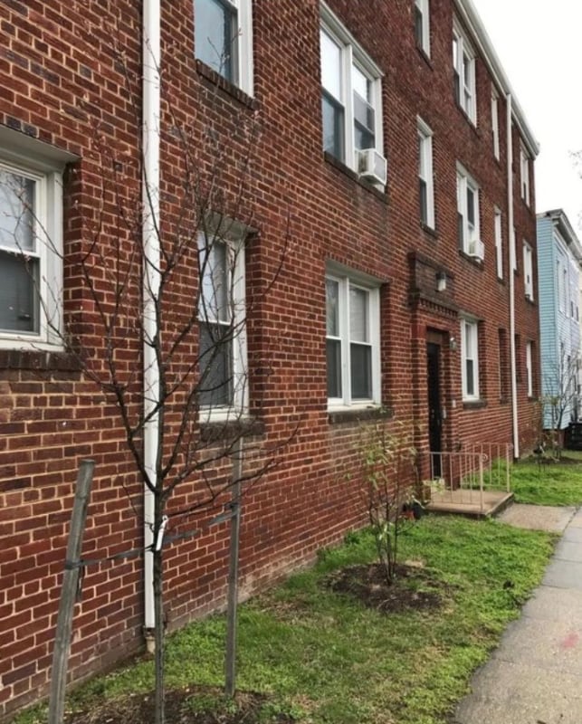 Building Photo - 1135 16th St NE