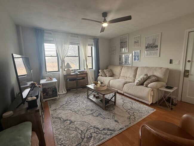 Building Photo - 235 Washington Ave