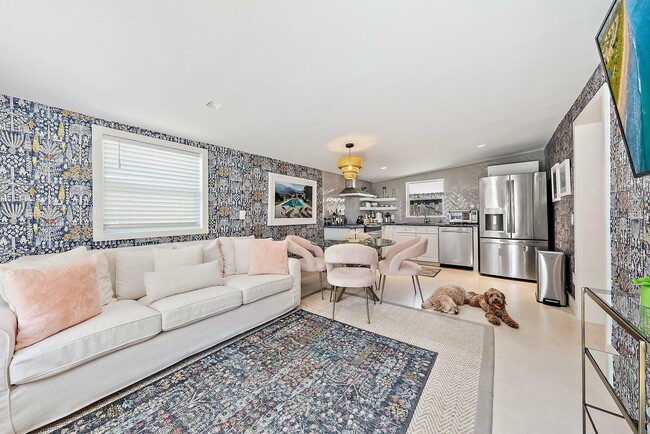 Building Photo - 3211 Washington Rd