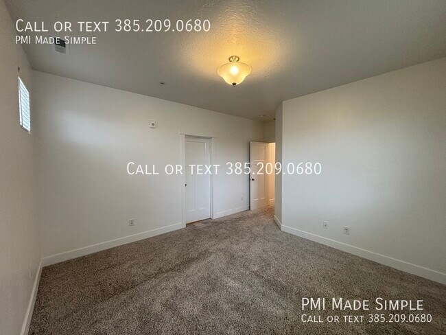 Building Photo - 1985 N 3330 W