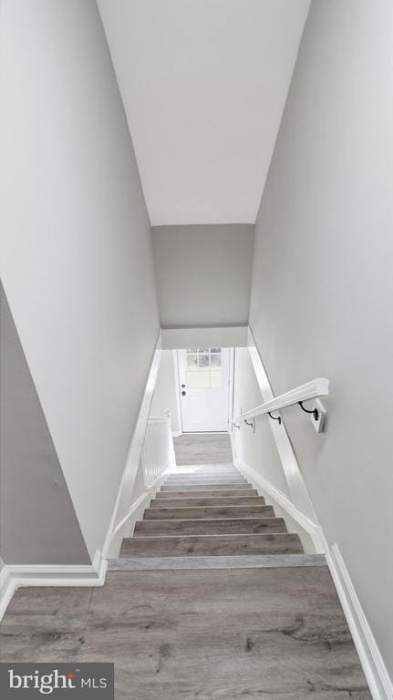 Building Photo - 5724 Denfield Rd