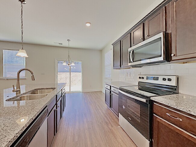 Building Photo - 1300 Ashlyn Court
