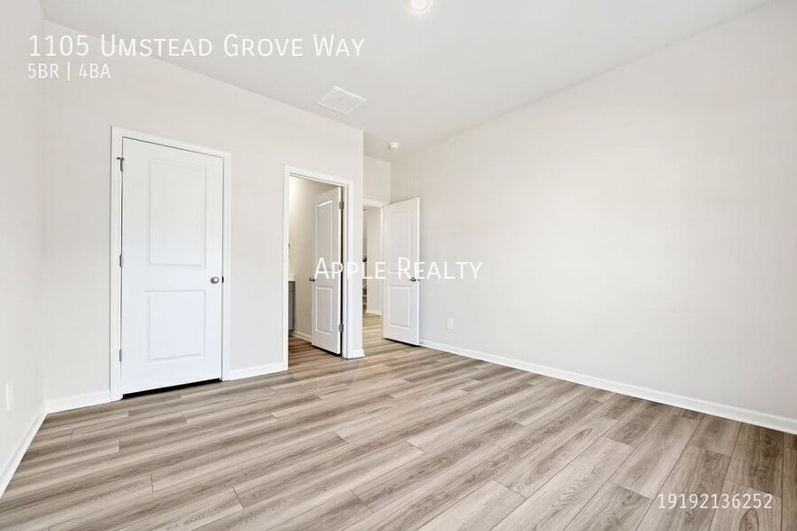 Building Photo - 1105 Umstead Grv Wy