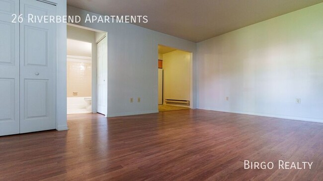 Building Photo - Spacious 2 Bedroom Apartment! Move in today!