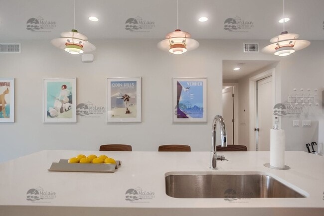 Building Photo - LUXURY 2 Bedroom with AC and Washer/Dryer, DOWNTOWN CARLSBAD VILLAGE