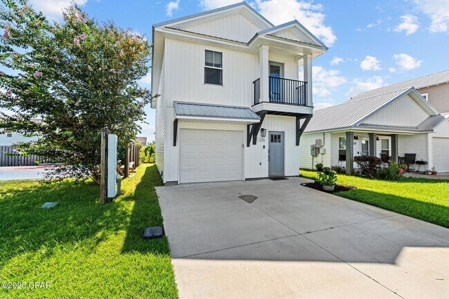 Building Photo - 326 Raven Ln