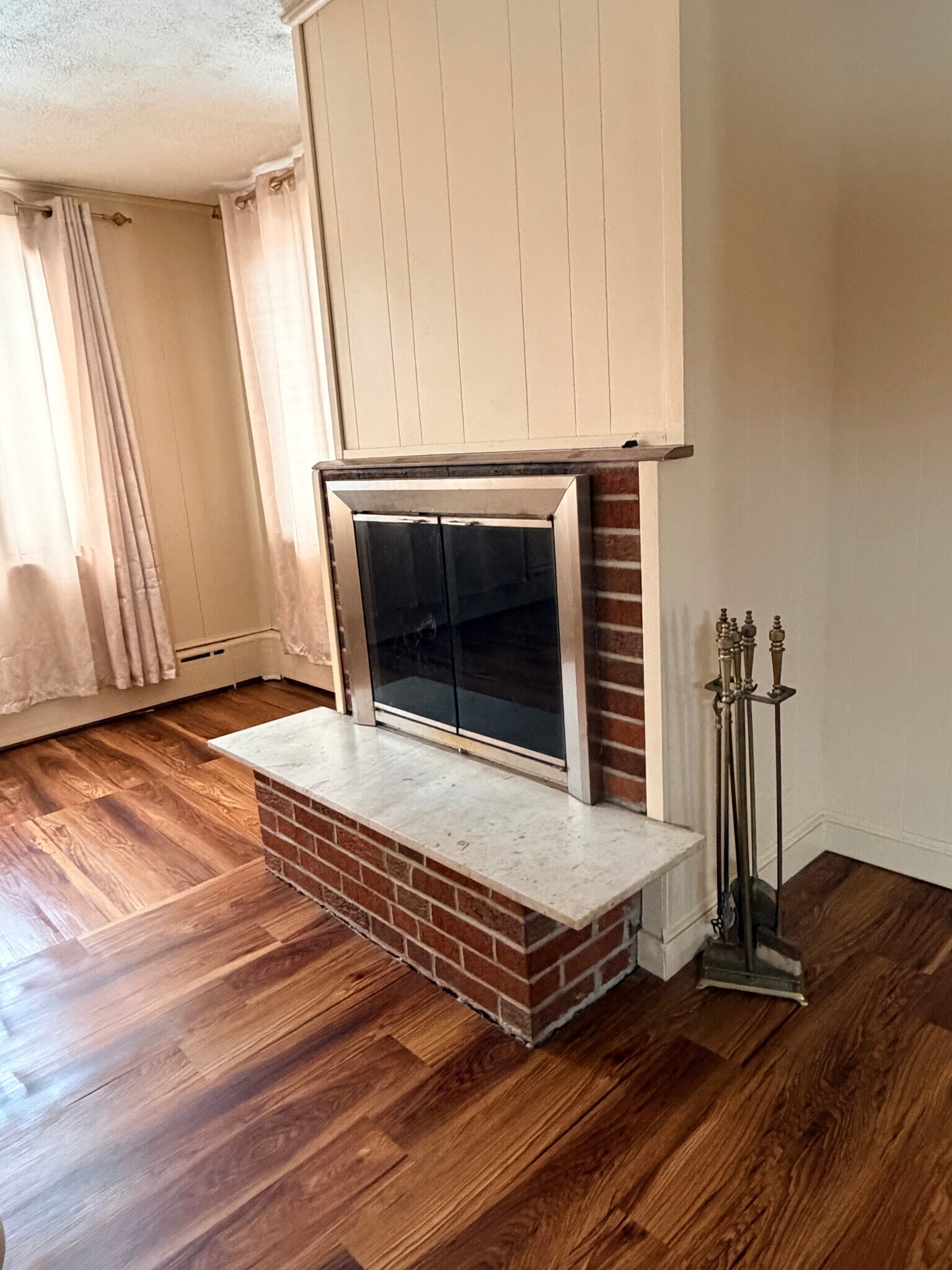 Building Photo - 109 Lakeview Ave