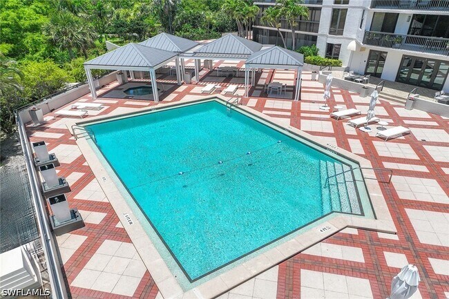 Building Photo - 6075 Pelican Bay Blvd