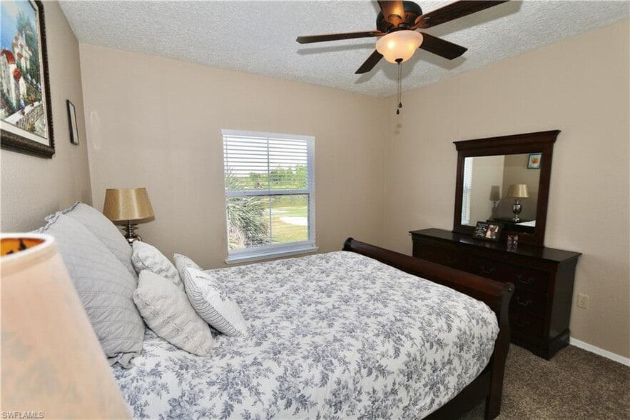 Building Photo - 11490 Villa Grand