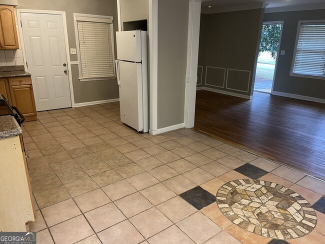 Building Photo - 3043 Rollingwood Ln SE