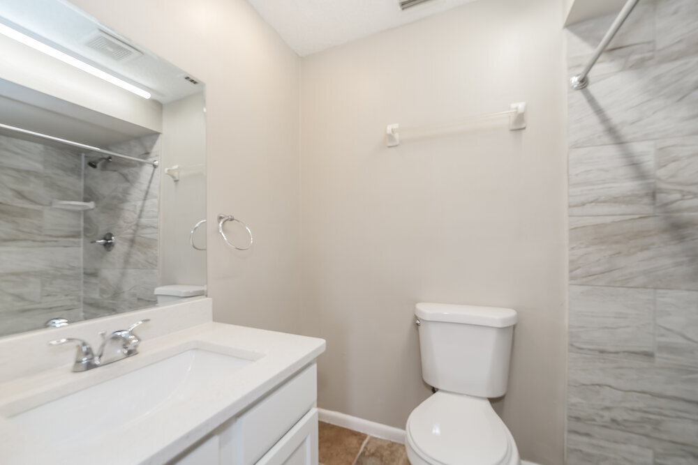 Building Photo - 756 Century 21 Dr