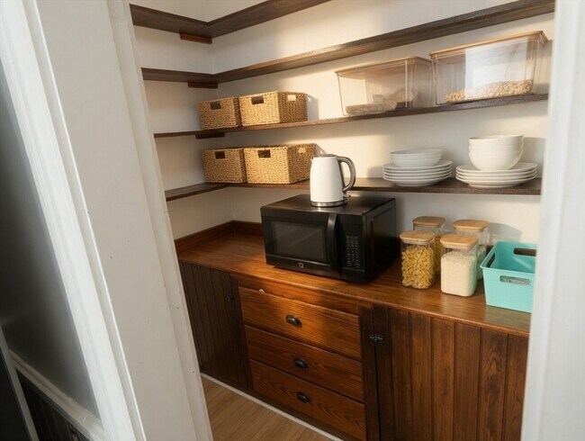 Building Photo - 60 W Broadway