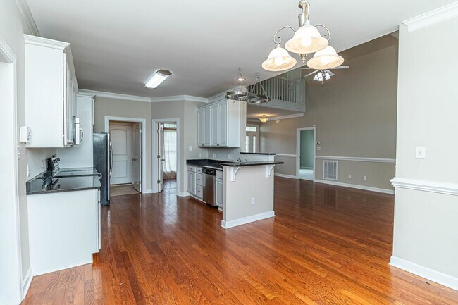 Building Photo - 109 Willow Pond Dr